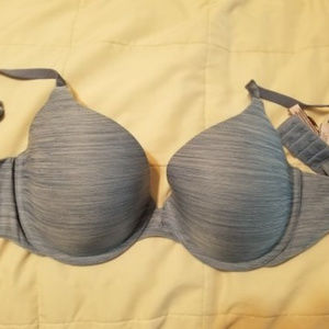 Victoria's Secret 34DD Bra